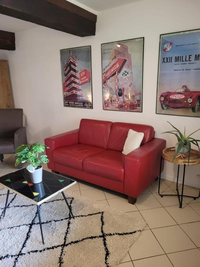 Chez Catharina Oldtimer B&B Levoncourt  エクステリア 写真