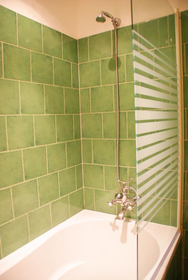 Chez Catharina Oldtimer B&B Levoncourt  エクステリア 写真