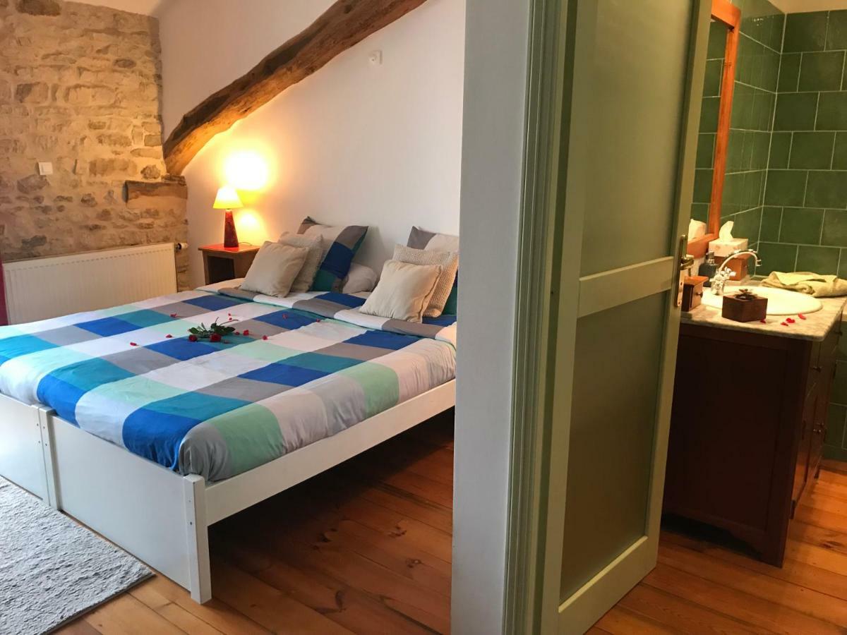 Chez Catharina Oldtimer B&B Levoncourt  エクステリア 写真